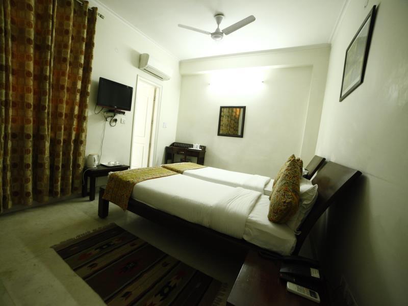 Hotel Mehra Residency At The Airport Nueva Delhi Exterior foto
