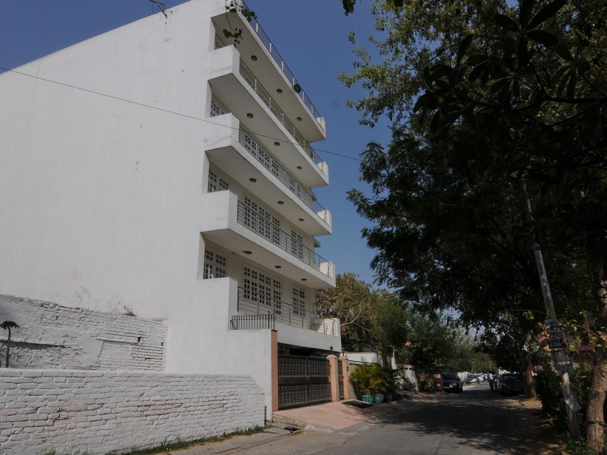 Hotel Mehra Residency At The Airport Nueva Delhi Exterior foto